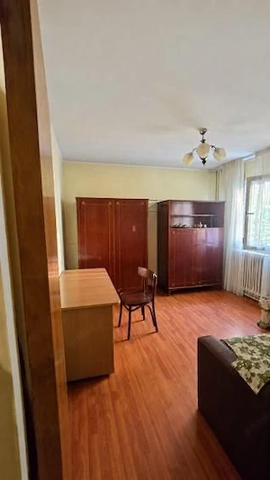 Vanzare Apartament 2 camere, 46 mp utili + lbalcon bloc 1970, Drumul Taberei - imagine 10