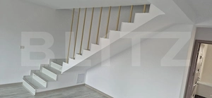 Casa frumoasa cu 3 camere in Ciurbesti - imagine 3