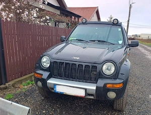 Jeep Cherokee 2004 - imagine 6