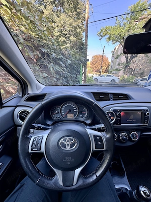 Toyota Yaris 1.4 D-4D - imagine 5