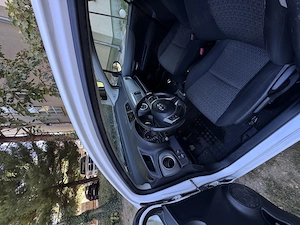 Toyota Yaris 1.4 D-4D - imagine 6