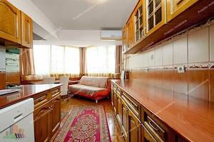 Apartament cu 3 camere exclusivist, etajul 1, Faleză, vedere spre Dunare! 94 mp - imagine 16