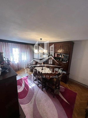 Vand 4 camere Decomandat zona Micro 4 Govandari etajul 1  - imagine 2