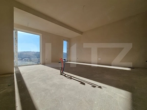Apartament 3 camere, 66.50 mp, zona Regal