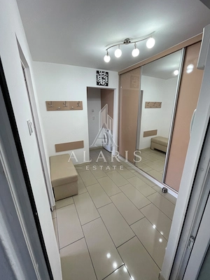 Apartament 2 camere, decomandat, zona Lipovei - imagine 4