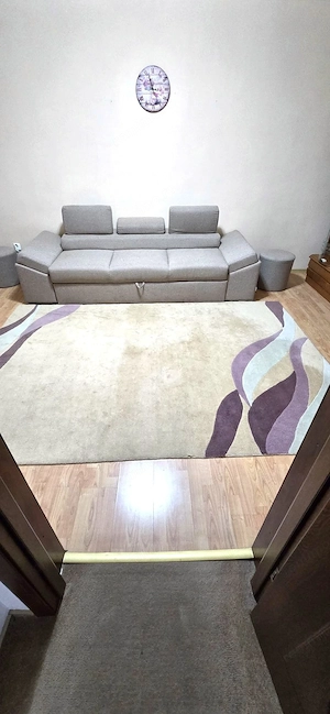  Închiriez Apartament cu 2 camere spațios, 57 mp, 8 min metrou Titan - imagine 3
