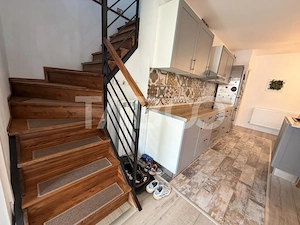 Casa individuala moderna de vanzare cu 5 camere 2 bai teren Sura Mare - imagine 18