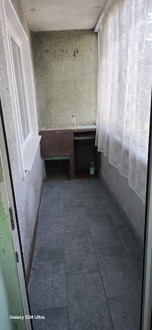 Vand apartament 2 camere decomandat in Deva str. Minerului - imagine 4