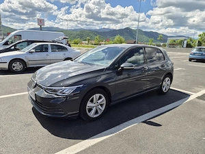 Vând VW Golf 8 2.0 TDI an 2021