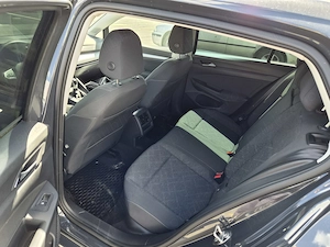 Vând VW Golf 8 2.0 TDI an 2021 - imagine 7