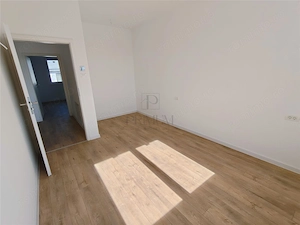 DUPLEX LA ASFALT - ZONA CENTRALA - BUCATARIE INCHISA - imagine 8