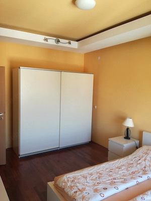 De închiriat apartament 3 camere ultimul nivel, teresa de 20 mp în Bălcescu, 100 mp - imagine 12
