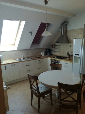 De închiriat apartament 3 camere ultimul nivel, teresa de 20 mp în Bălcescu, 100 mp - imagine 4