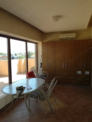 De închiriat apartament 3 camere ultimul nivel, teresa de 20 mp în Bălcescu, 100 mp - imagine 3