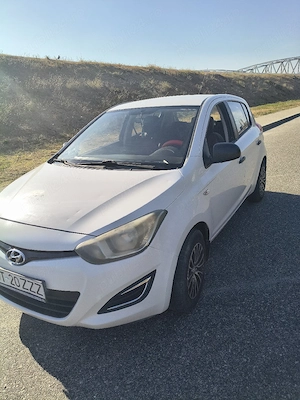 Hyundai i20 benzina GPL 2013 - imagine 2