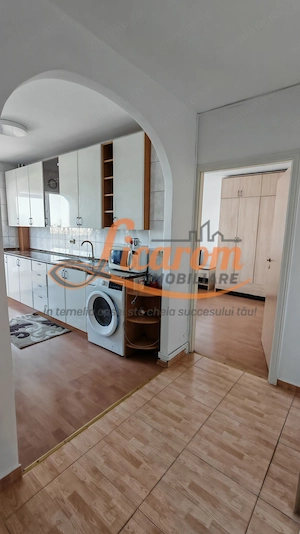2 camere decomandat,BD Garii,etaj intermediar,pret pornire 103000 E - imagine 3