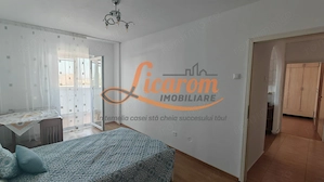 2 camere decomandat,BD Garii,etaj intermediar,pret pornire 103000 E - imagine 17