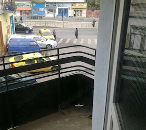 Închiriez apartament 2 camere, in casa, etaj 1, aproape de Liberty center, mutare imediata