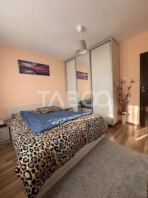 Apartament mobilat utilat de inchiriat 2 camere si balcon Vasile Aaron - imagine 3