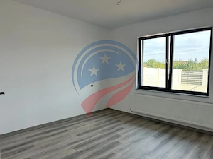 Casă de vânzare în Damila | 498 mp teren | 143 mp construcție | 12 ml deschidere - imagine 2