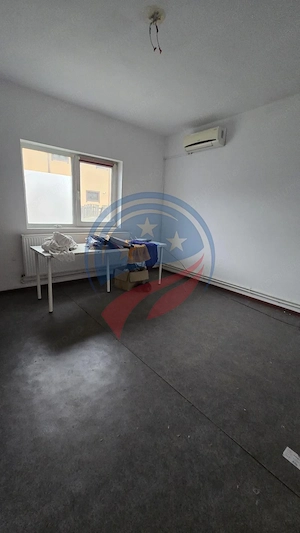 Casă de închiriat pentru business – 80 mp + demisol + curte - imagine 2