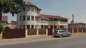 Casa pe strada Torcatori, ideala pentru afacerea ta (cabinete/birouri)