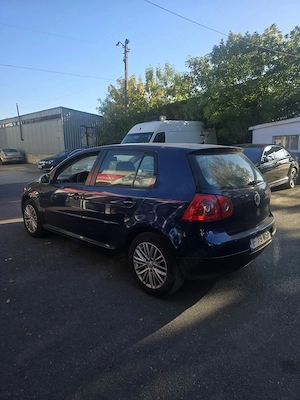Vând Volkswagen golf 5 - imagine 7