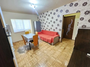 Închiriez apartament cu 3 camere în Șagului  - imagine 2
