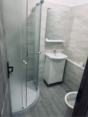 Vand garsoniera renovata Buziasului! - imagine 6