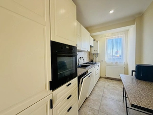 Apartament premium 3 camere poziționare excelentă Str Tineretului 