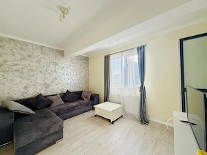 Apartament premium 3 camere poziționare excelentă Str Tineretului  - imagine 3