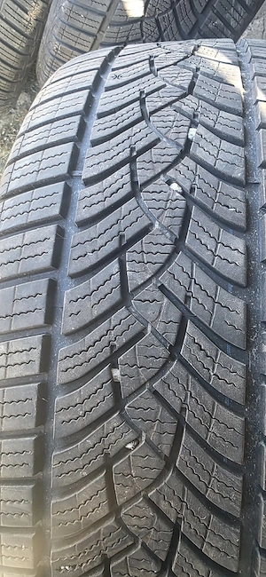 Vând anvelope iarna 225/50 R17 - imagine 5