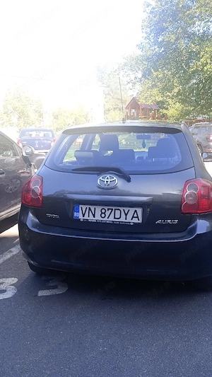 Vand Toyota Auris 2007 - imagine 2
