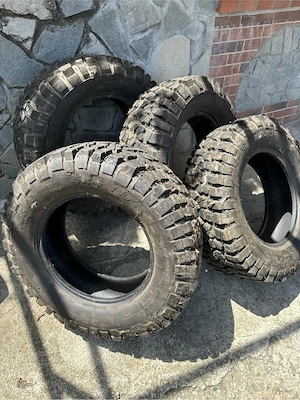 Vand Anvelope Offroad 265 65 R17, anvelope Toyota