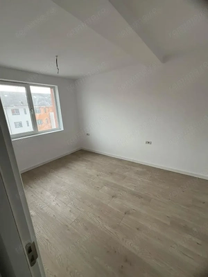 3 camere 2 bai terasa de 10 mp Giroc Lidl - imagine 9
