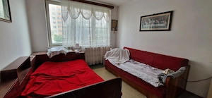 Proprietar, vând apartament 3 camere, etaj 2, B-dul Saturn (vis-a-vis de Orizont 3000)