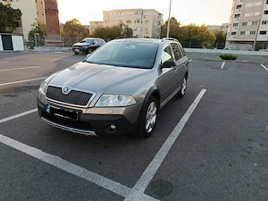 Skoda Octavia (2) Scout 2.0 TDI - imagine 2