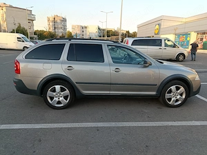 Skoda Octavia (2) Scout 2.0 TDI - imagine 7
