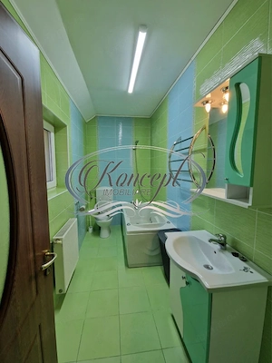 Casa cu 5 camere, garaj si curte in Andrei Muresanu - imagine 15