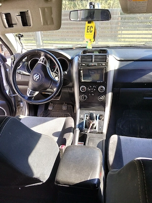 suzuki vitara - imagine 4