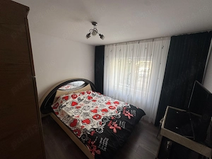 Vând apartament cu 3 camere decomandate, situat în Cartierul Jiu din Balș, peste strada de Spital, î - imagine 6