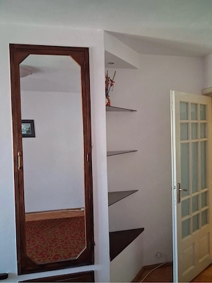 Inchiriez apartament si garaj zona Bucovinei