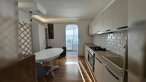 FARA COMISION! Apartament 2 camere,decomandat, 52mp,etajul3/4, ZORILOR - imagine 3
