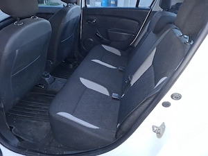 Vand Dacia logan 1,2 benzina ,gpl masina nu a avut accidente stare foarte bună.Merita vizionata.  - imagine 7