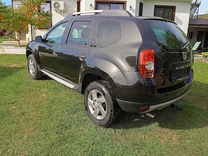 Dacia Duster Prestige 1.6 benzina 2013 - imagine 2