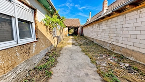 Comoraste | Casa 4 Camere | 634 MP Teren | Pret Negociabil | ZERO COMISION - imagine 8