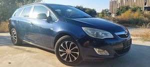 OPEL Astra J Sport Tourer 1.7, 125CP - imagine 3