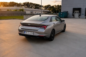 Hyundai Elantra, cutie de viteza automată - imagine 3