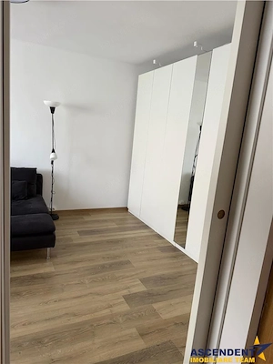 Imobil 2 camere, decomandat, complet renovat 2024, Grivitei, Brasov - imagine 13