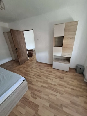 Avantajos  ! Vând apartament cu 2 camere confort 1 semidecomandat  - imagine 2